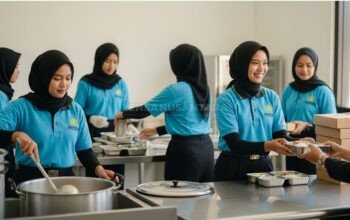 Karyawan Program Makan Gratis Badan Gizi Nasional