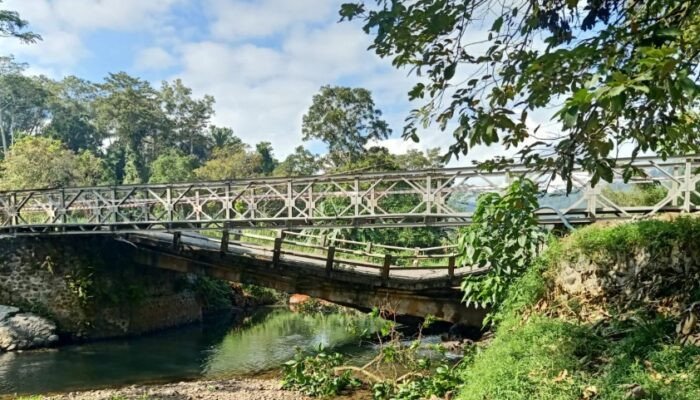 Setelah Roda Dua, Pemkab Banyuwangi Segera Bangun Jembatan Sementara untuk Roda Empat di Sungai Lembu Pesanggaran