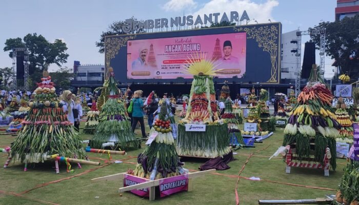 Lautan Ancak Agung di Jember Pecahkan Rekor MURI