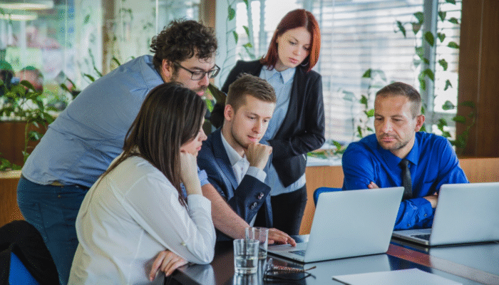 Cari Vendor Implementasi ERP untuk Perusahaan? Ini Checklist Penting Yang Jangan Terlewatkan