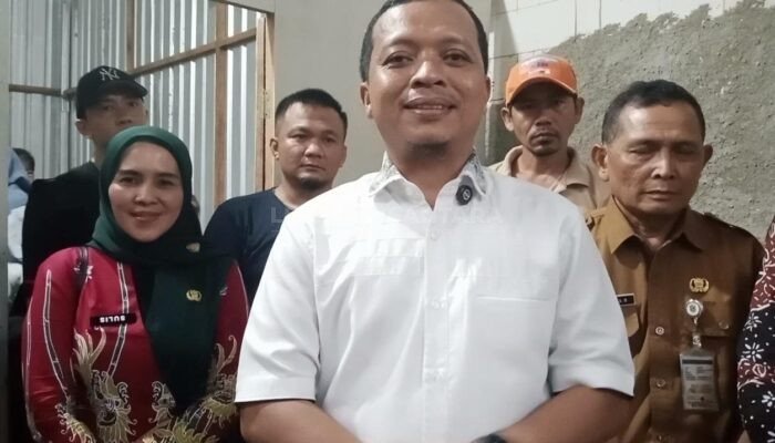 ‎Studi Banding ke Banjarnegara Tentang Pengolahan Tepung Mokaf, Bupati Pringsewu Datangi Petani Singkong Desa Petir