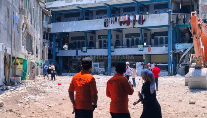 Evakuasi Reruntuhan Ponpes Al-Khoziny Sidoarjo Tuntas, Identifikasi Korban Terus Berlanjut