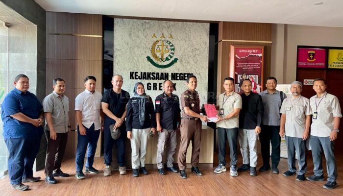 Rugikan Negara 42,5 Miliar, Direksi PT Mount Dreams Indonesia Diserahkan ke Kejari Gresik