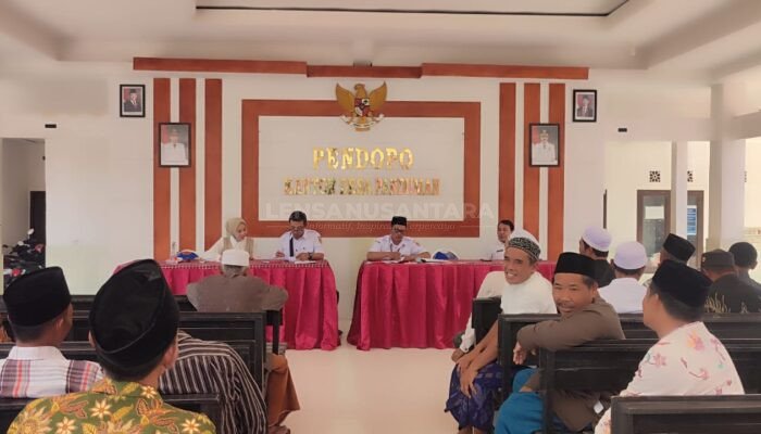 Kesra Jember Salurkan Insentif Guru Ngaji di Kecamatan Jelbuk, Ratusan Pengajar Ngaji Tersenyum