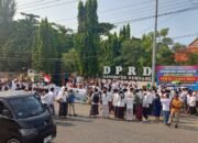 Kiai dan Santri Rembang Bersatu Adakan Aksi Damai di Gedung DPRD, Desak Cabut Izin Siar Trans7