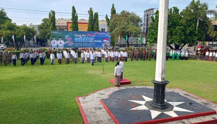 Pemkab Rembang Gelar Upacara Hari Santri Nasional 2025, Ini Pesan Bupati Harno