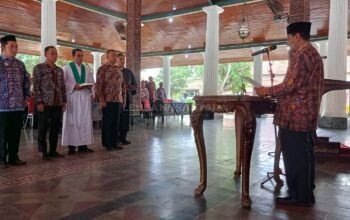 Pelantikan dan Pengambilan Sumpah Jabatan Pejabat di Lingkungan Pemkab Rembang
