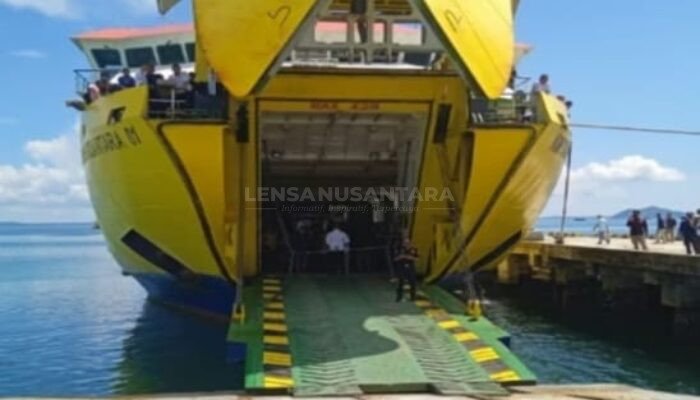 Setahun Menanti, KMP Bahtera Nusantara 01 Akhirnya Sandar di Sedanau Natuna