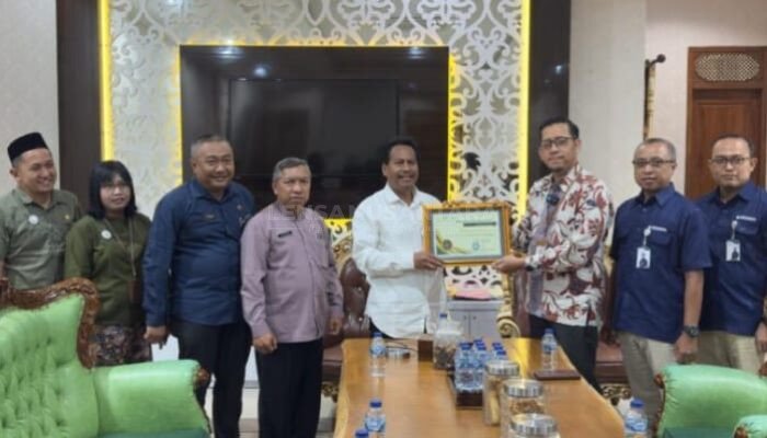 Cakupan BPJS Kesempatan Tembus 99.39 Persen, Rembang Raih Predikat UHC Prioritas
