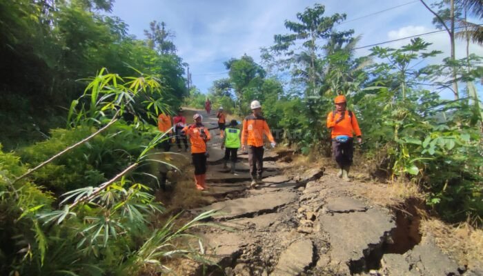 Hari Ketiga Tragedi Longsor di Pandanarum Banjarnegara, 26 Warga Belum Ditemukan