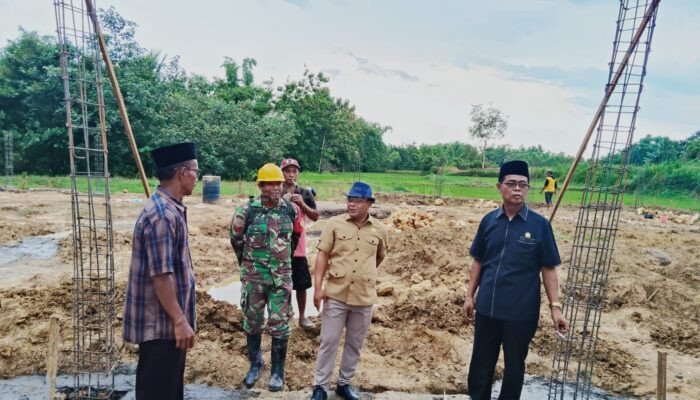 Kawal Program Prioritas Presiden, Wabup Pamekasan Pantau Langsung Pembangunan KDKMP di Tiga Kecamatan
