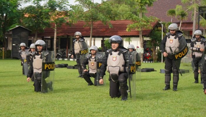 Polres Jombang Gelar Latihan Dalmas untuk Kesiapan Pelayanan Kegiatan Unjuk Rasa