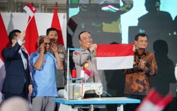 Wakapolri Resmikan Kembali Operasional Pabrik Garmen Wonghang Bersaudara di Pemalang