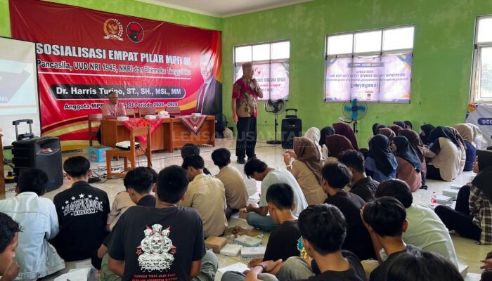 Harris Turino Ajak SMK Bina Nusantara Mandiri Tegal Terapkan Sosialisasi Empat Pilar Berbasis Teknologi