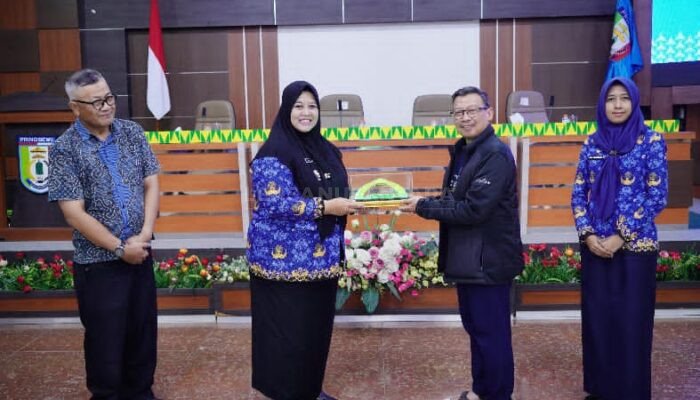 Pemkab Pringsewu Gelar Upacara Peringatan HBN ke-77, HKSN 2025, dan Hari Ibu ke-97