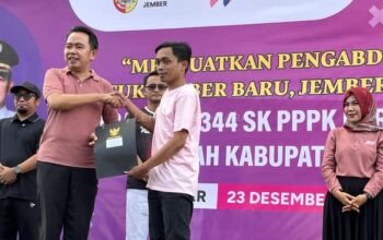 Ribuan PPPK Paruh Waktu Terima SK, Bupati Jember: Warna Pink Simbol Cinta dan Perjuangan