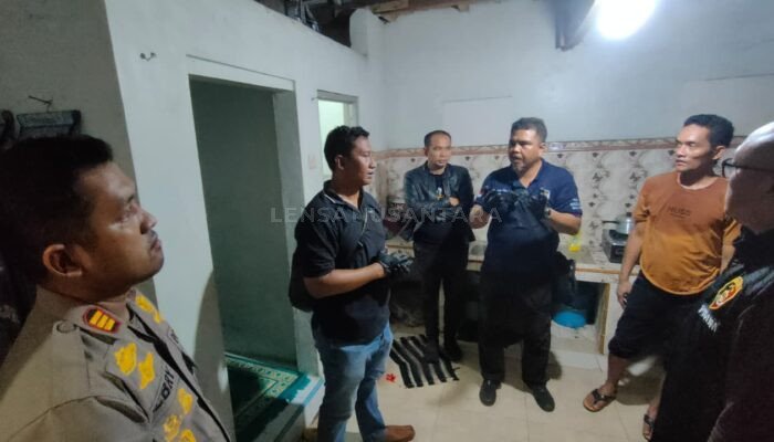 Warga Besuki Situbondo Digemparkan Pembunuhan Satu Keluarga, Polisi Olah TKP