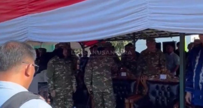 Gubernur Sulawesi Selatan Terlihat Tak Salami Wakil Gubernur Fatmawati Rusdi saat Tiba di Pakatto Gowa