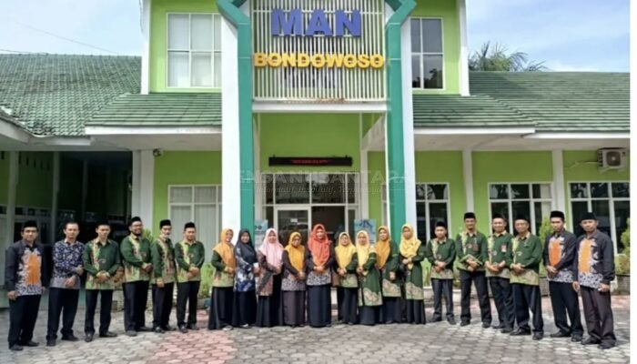 PTSP MAN Bondowoso Perkuat Pelayanan Publik Profesional dan Transparan