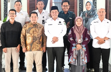 Bupati Bondowoso, H. Abd. Hamid Wahid, M.Ag.,