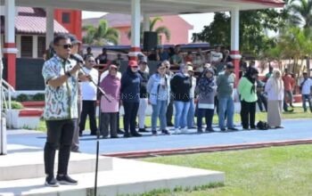 Bupati Tapteng Instruksikan Tenaga Kesehatan Jadi Garda Terdepan Pelayanan Masyarakat