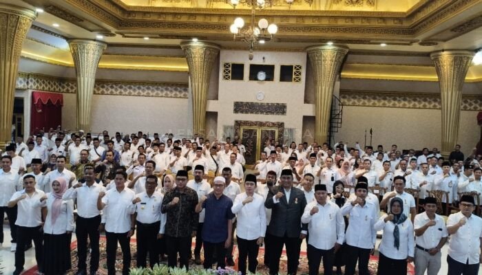 PKDI Jember Resmi Dikukuhkan, Gus Fawait Hibahkan Ambulance Desa dan Perkuat Tata Kelola DD