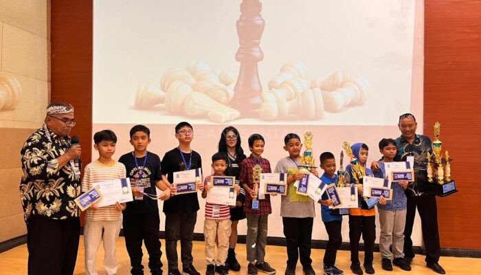 Kejuaraan Catur Cepat Piala Wali Kota Jakarta Timur 2026 Digelar di Mall Bassura, Ratusan Pecatur Muda Bertanding