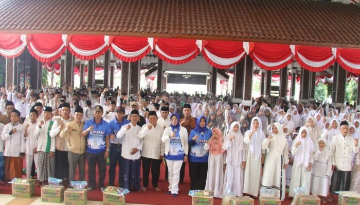 Peringati Hari Jadi ke-167, Pemkab Sidoarjo Gelar Doa Bersama 1.000 Anak Yatim di Pendopo Delta Wibawa