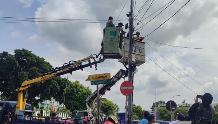 Penertiban Kabel FO Ilegal Dapat Dukungan Komisi C DPRD Jember, Dinilai Rugikan Daerah