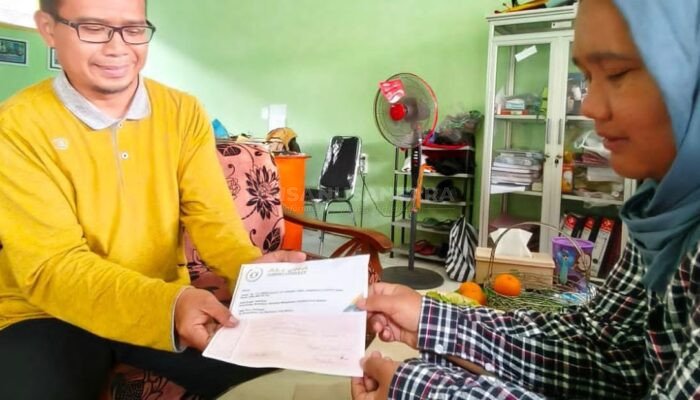 Kolaborasi Pendidikan, Yayasan Allena Serahkan Bantuan untuk SDN Kebonagung 3