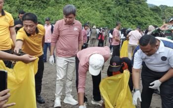 Gerakan Bersih Pantai Watu Ulo–Papuma, Pemkab Jember Tindaklanjuti Arahan Presiden