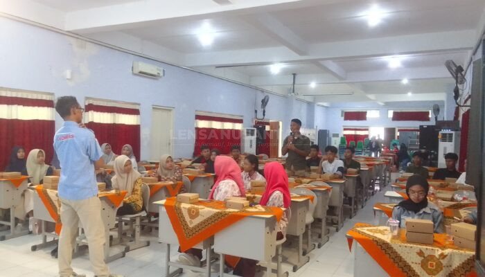 IWOI Jombang Bekali Pelajar dengan Ilmu Jurnalistik: Menjadi Produsen Informasi yang Bertanggung Jawab