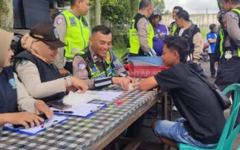 Tim Gabungan Satlantas Polres Jember Cek Pajak Kendaraan dalam Operasi Keselamatan Semeru 2026