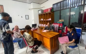 Polres Rote Ndao Serahkan Tersangka Kekerasan Anak ke Kejaksaan