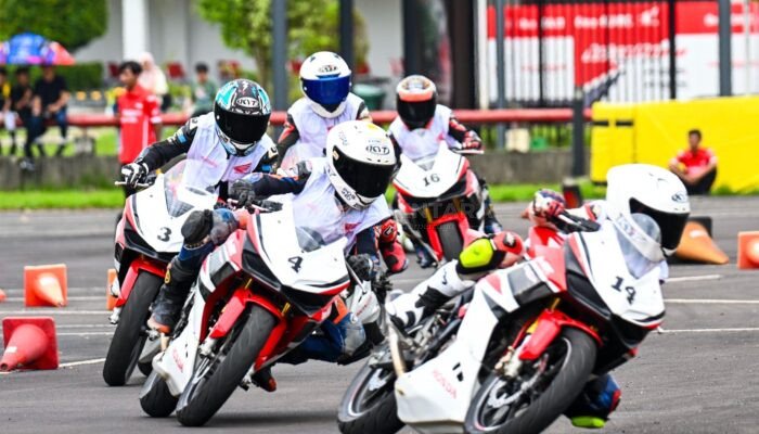 Siap Mengaspal di Lintasan Dunia, 10 Pebalap Muda Terpilih di Astra Honda Racing School 2026
