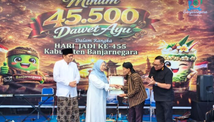 Sebanyak 45.500 Gelas Dawet Ayu Banjarnegara, Berhasil Memecahkan Rekor MURI