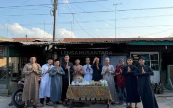 Berburu Berkah Ramadan, Ratusan Takjil Dibagikan di Jalan Rajamin Purba Simalungun