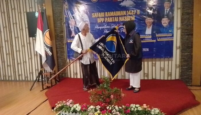 Pataka Ormas Nasional Demokrat Dikembalikan, Mosi Tak Percaya Menguat Saat Safari Ramadan DPP NasDem di Jember