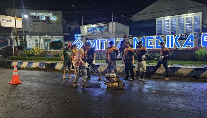 Jalan Berlubang di Bondowoso Picu Laka Lantas, Patas Makelar Akhirat Gerak Cepat