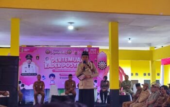 Safari Ramadhan di Kalisat, Bupati Jember Gus Fawait Sosialisasikan Program UHC