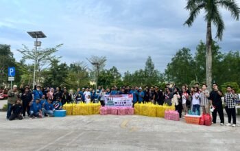 Rangkul Komunitas, Astra Motor Kalimantan Timur 2 Ramaikan Bulan Suci Ramadhan dengan Berbagi 1.000 Takjil