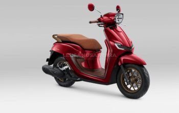 Semakin Mewah dan Retro, New Honda Stylo 160 Hadir dengan Warna Spesial Burgundy