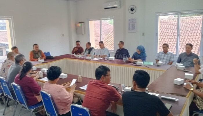 Dapat Protes Terkait Kebisingan, Pemkab Banjarnegara Fasilitasi Mediasi Pengelola Cafe JJB Bersama Warga