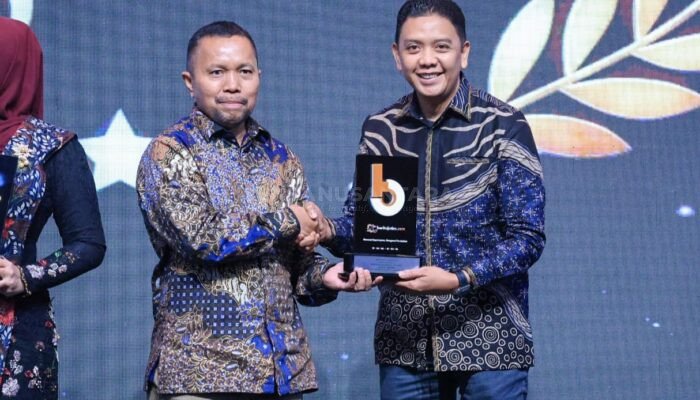 Bupati Jember Raih Penghargaan Penguatan Demokrasi, Pentingnya Data Akurat Tekan Kemiskinan