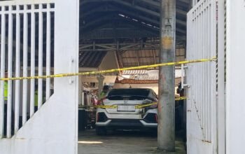 Mobil Kades Hoho Dibakar OTK di Rumahnya, Polres Banjarnegara Temukan Kain dan Potongan Kayu Diduga Alat Penyulut Api
