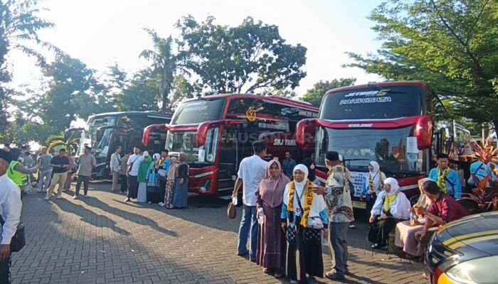 ‎539 Calon Haji Magetan Berangkat Bertahap, Kemenag Mitigasi 40% Jemaah Riwayat Hipertensi