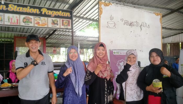 MWG Makan Wareg Gratis di Madiun, Ratusan Warga Antusias Nikmati Makan Siang Gratis