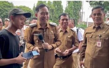 Pelayanan Publik Meningkat di Era Gus Fawait, Warga Jember Bisa Cetak E-KTP di Kecamatan