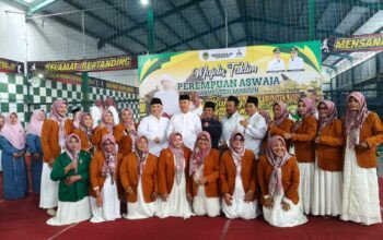 Ngaji Bareng Bupati Madiun dan Gus Boby di Kebonsari, Perempuan Aswaja Perkuat Nilai Keagamaan