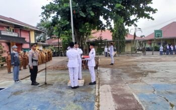 Kasat Binmas Polres Sawahlunto Jadi Pembina Upacara di SMAN 2, Tanamkan Kesadaran Hukum dan Disiplin Pelajar